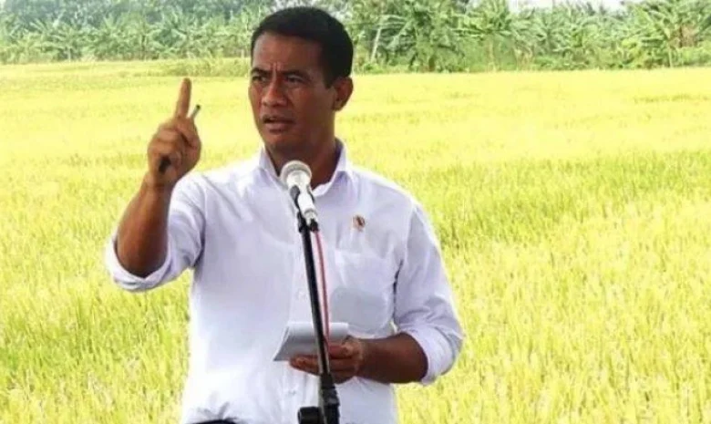 Menteri-Pertanian-RI-Andi-Amran-Sulaiman-1-432024_11zon