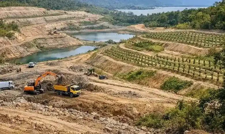 Gambar Ilustrasi, reklamasi bekas aeral tambang
